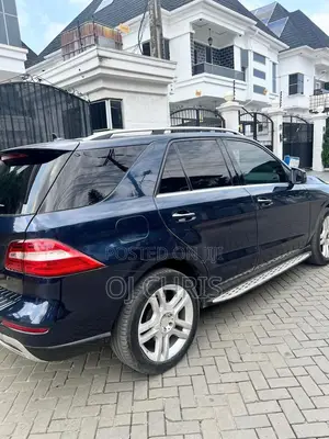 Mercedes-Benz M Class 2015 Blue