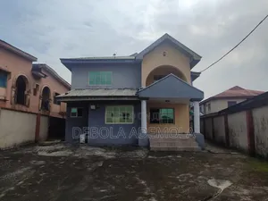 5bdrm House in Asanjo, Sangotedo for sale