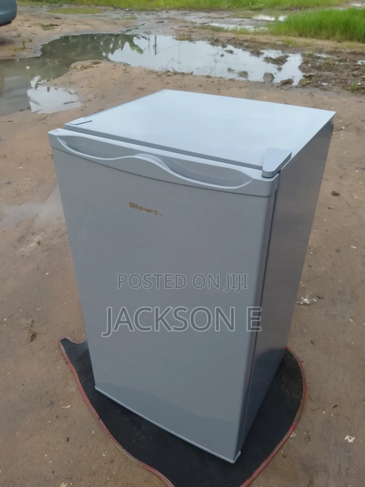 Hisense Table Top Fridge