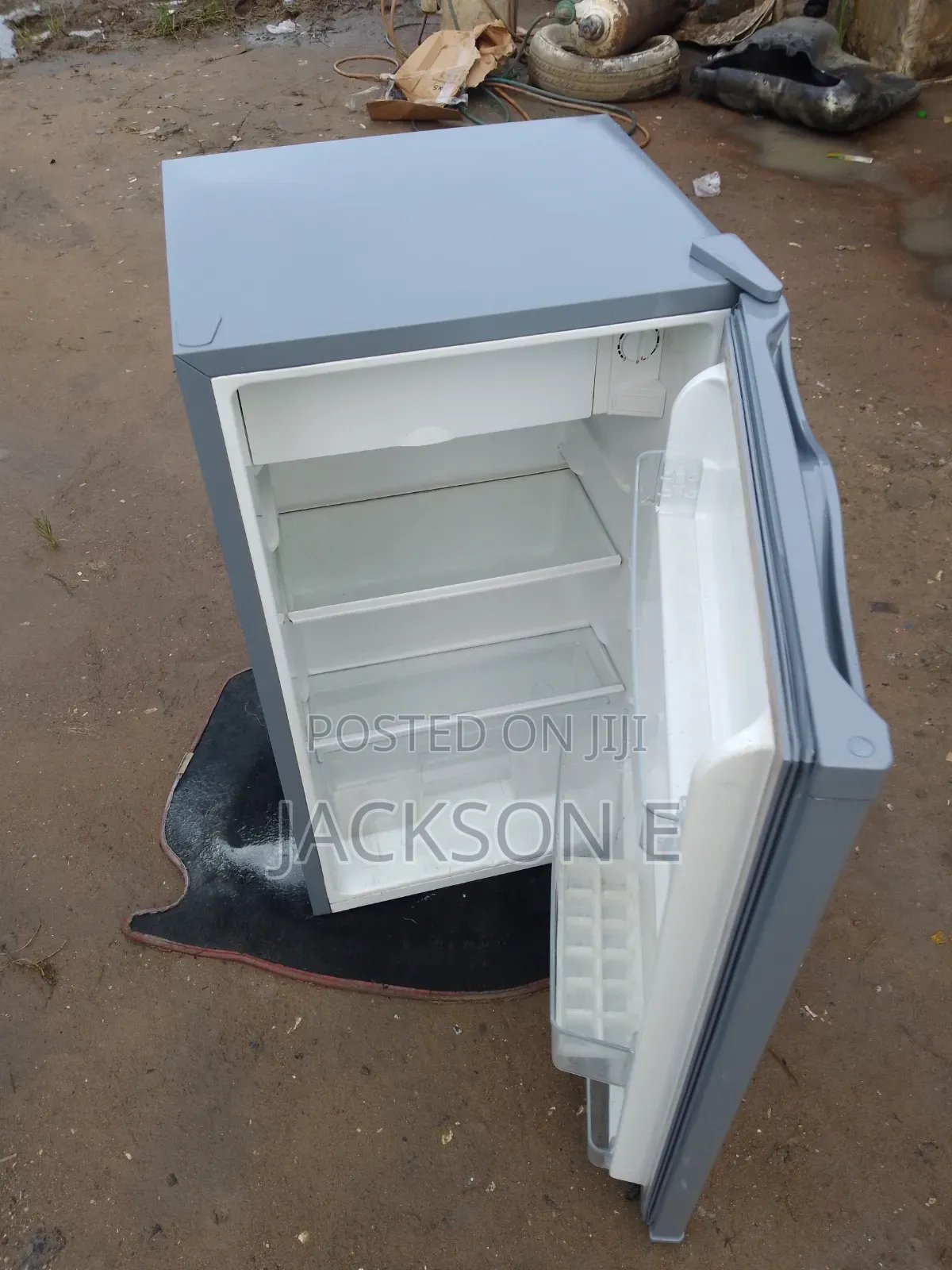 Hisense Table Top Fridge