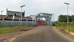 2bdrm Block of Flats in Greatview Estate, for sale