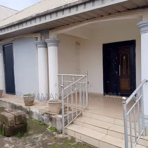 3bdrm House in Uhunmwonde for rent