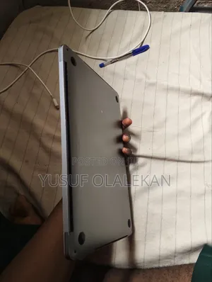 Laptop Apple MacBook 2016 8GB Intel Core i5 SSD 500GB