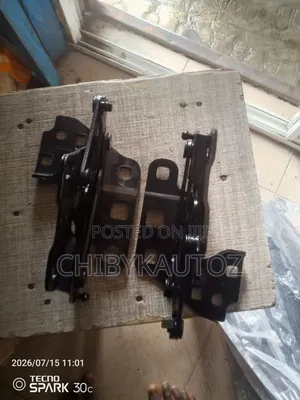 Bonnet Hanger for ML/GLE 166