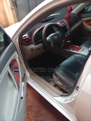 Toyota Camry 2008 Off white