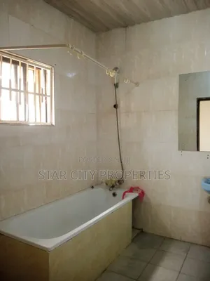 3bdrm Apartment in Ikeja Gra for rent