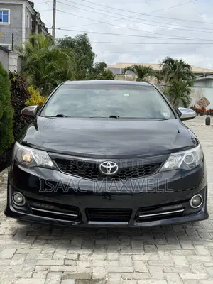Toyota Camry SE 4dr Sedan (2.5L 4cyl 6A) 2013 Black