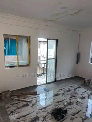 2bdrm Apartment in Oyadiran Estate, Sabo / Yaba for rent