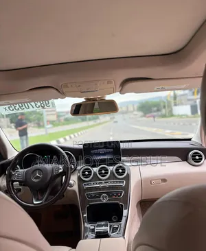 Mercedes-Benz C300 2015 Black