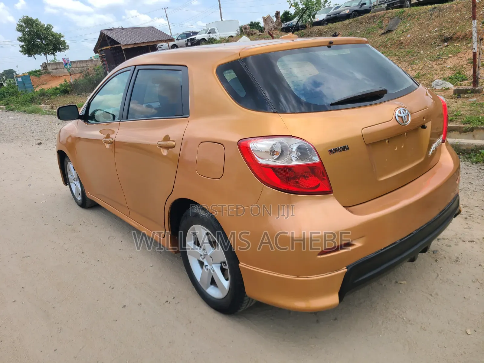 Toyota Matrix 2009 Orange