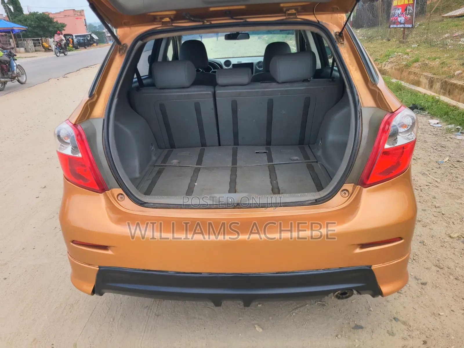 Toyota Matrix 2009 Orange