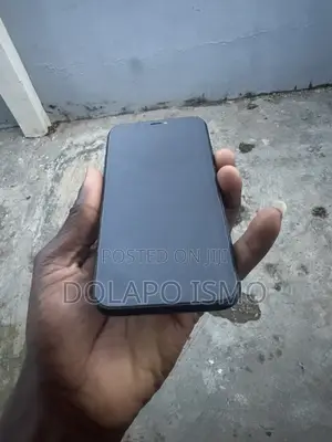 Apple iPhone XR 64 GB Black