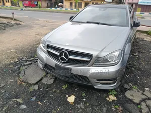 Mercedes-Benz C300 2013 Silver