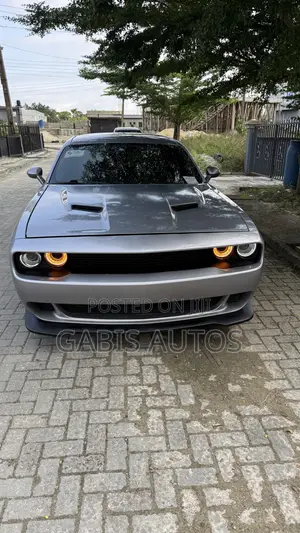 Dodge Challenger SRT 392 2016 Gray