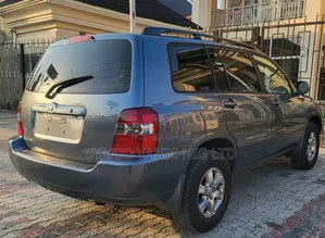 Toyota Highlander 2005 Blue