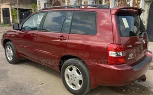 Toyota Highlander 2015 Red
