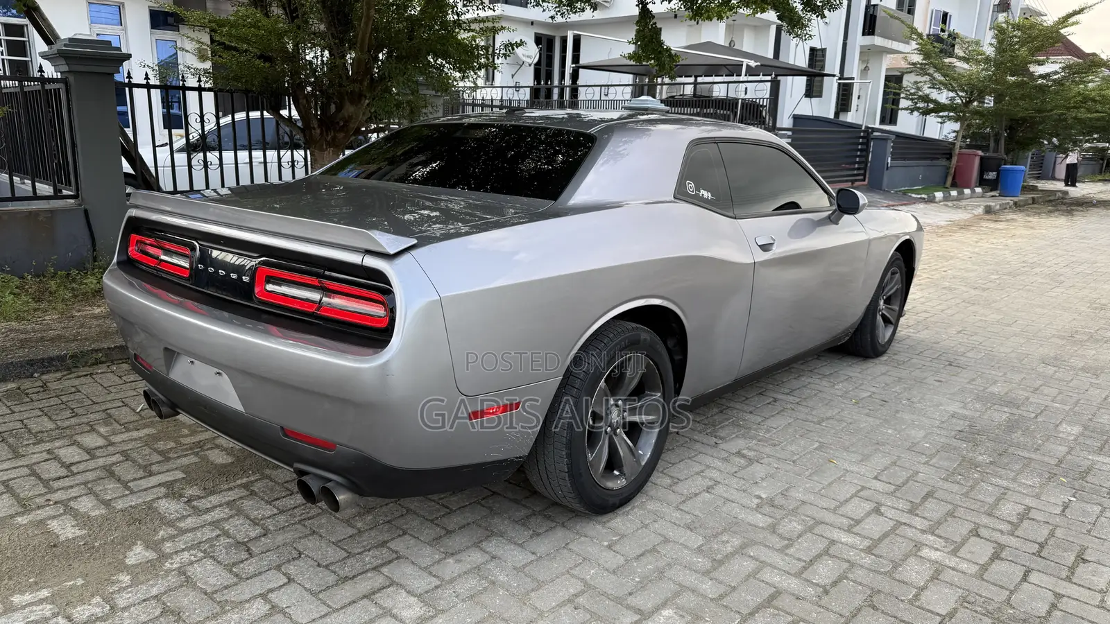 Dodge Challenger SRT 392 2016 Gray