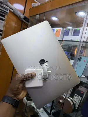 Laptop Apple MacBook Pro 2017 16GB Intel Core Ultra 7 SSD 1T