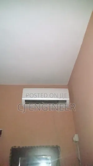 Few Months Used Media AC