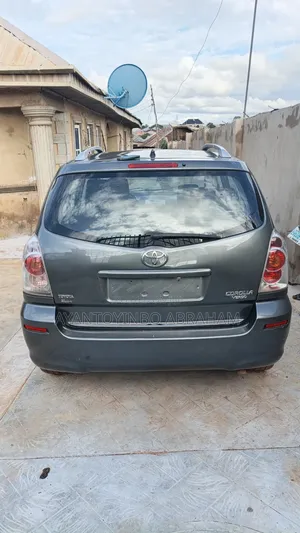 Toyota Corolla 2008 Gray
