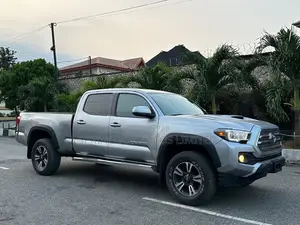Toyota Tacoma TRD Sport 2017 Silver