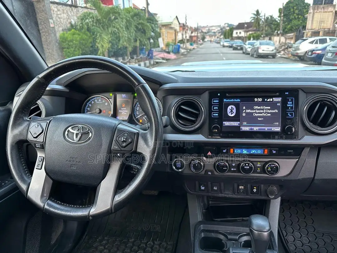 Toyota Tacoma TRD Sport 2017 Silver