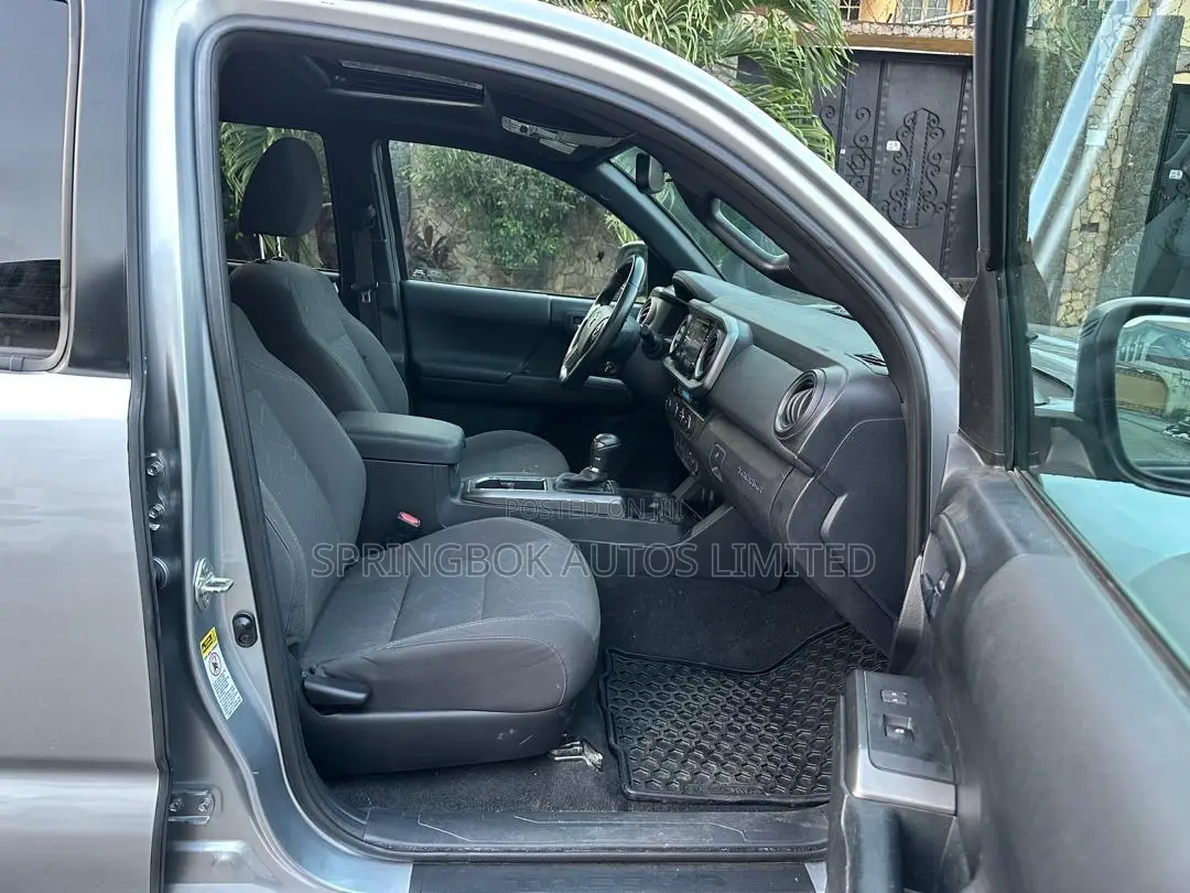 Toyota Tacoma TRD Sport 2017 Silver