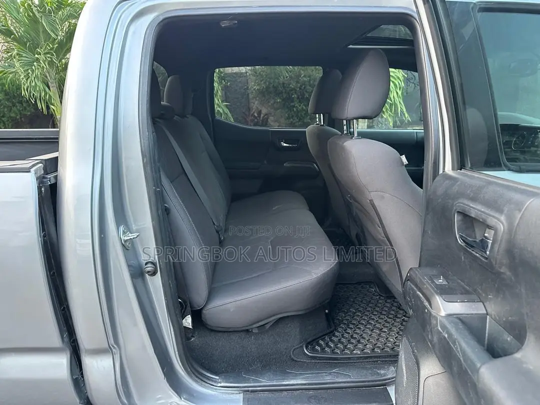 Toyota Tacoma TRD Sport 2017 Silver