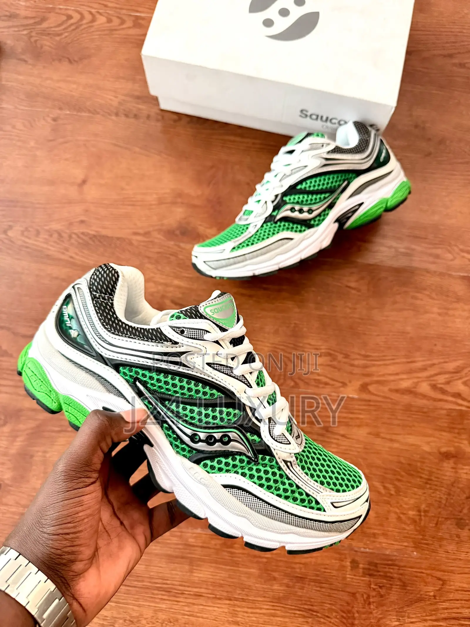 Saucony Progrid Omini 9