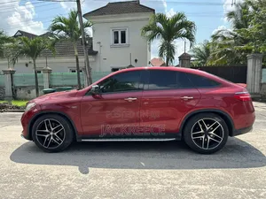 Mercedes-Benz GLE-Class 2017 Red