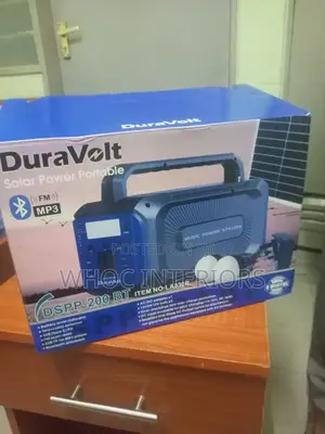 200 Watts Duravolt Solar Power Generator