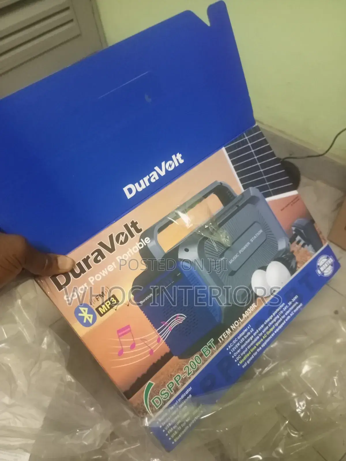 200 Watts Duravolt Solar Power Generator