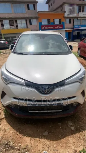 Toyota C-HR 2019 White