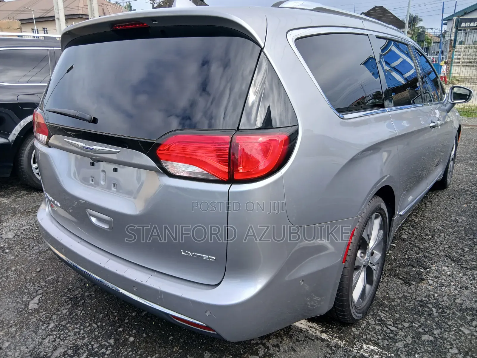 Chrysler Pacifica 2019 White