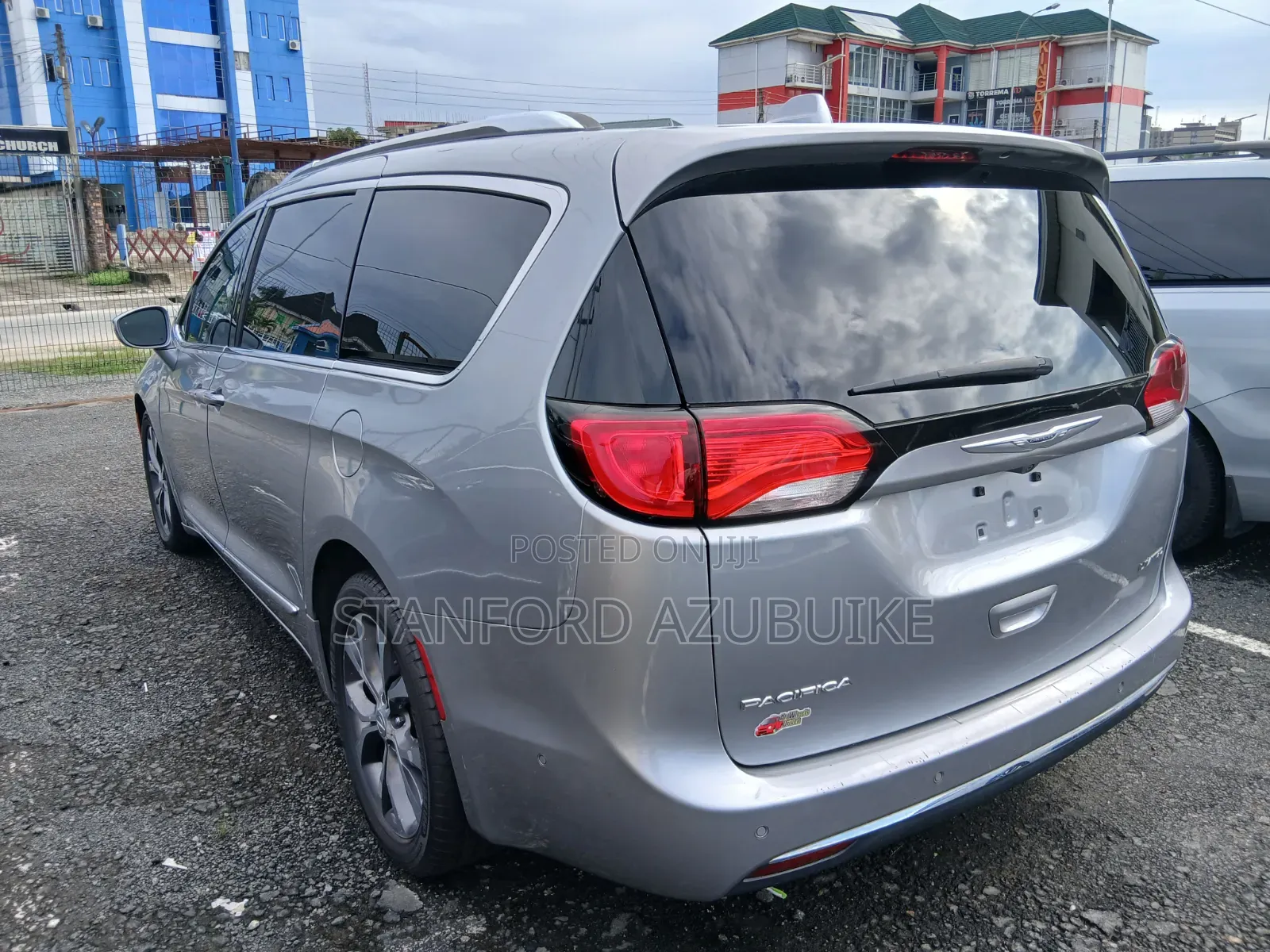 Chrysler Pacifica 2019 White