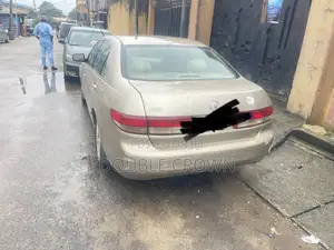 Honda Accord Automatic 2004 Gold