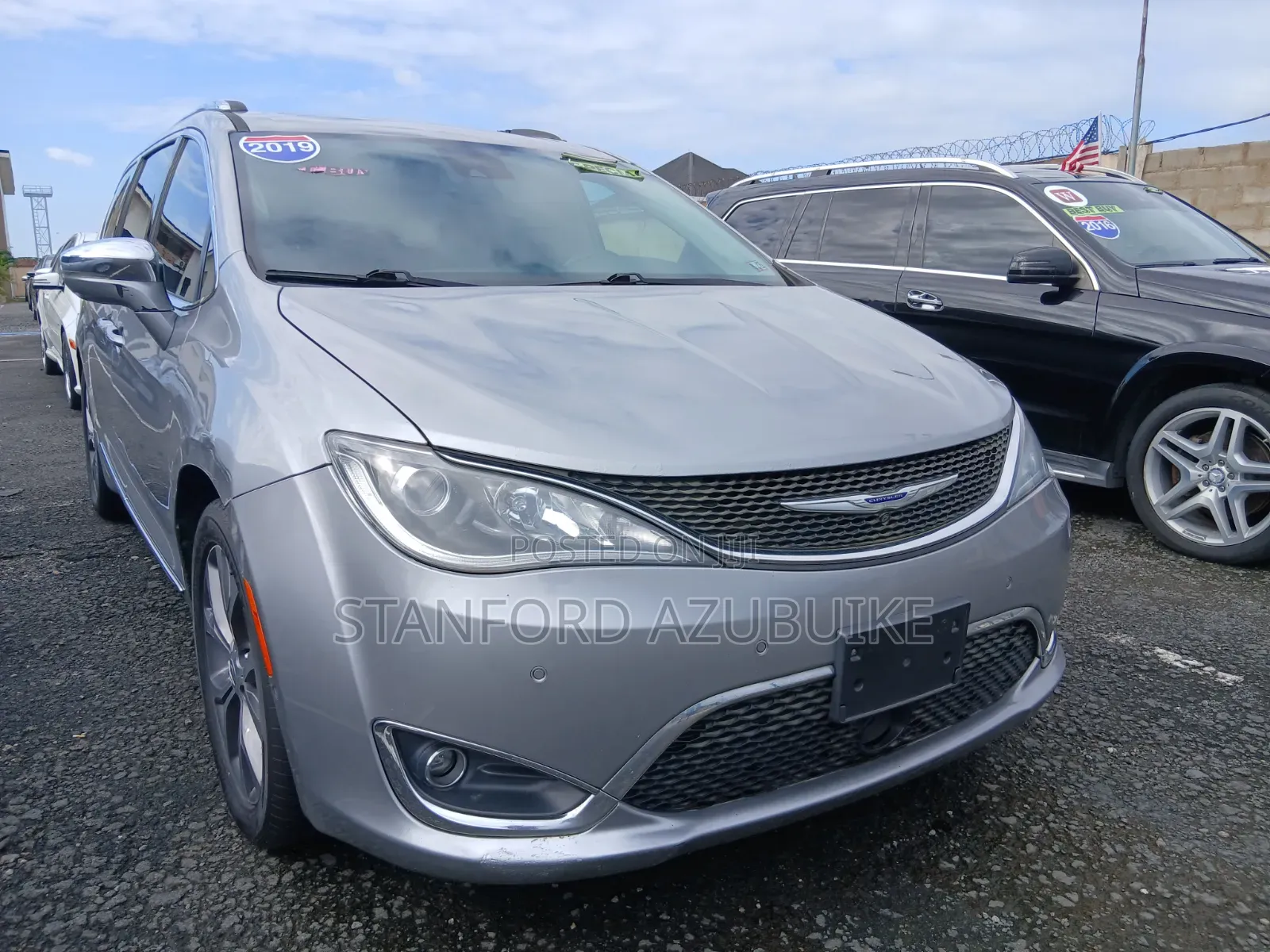 Chrysler Pacifica 2019 White