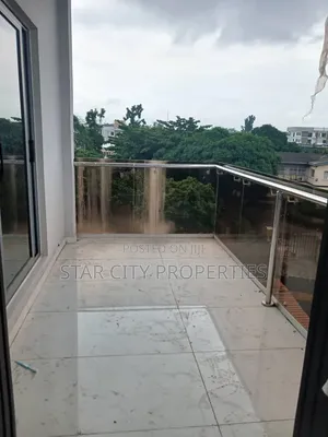 3bdrm Apartment in Ikeja Gra Lagos for rent