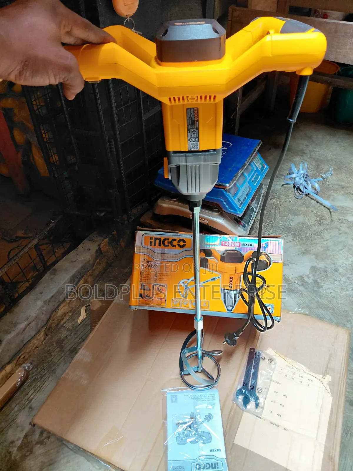 Ingco Mixer Machine