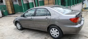 Toyota Corolla 2004 Gray