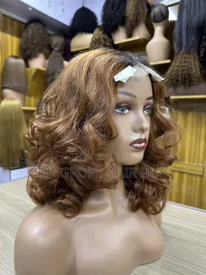 Vietnam Bounce 10” Colord Wig