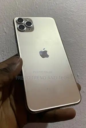 Apple iPhone 11 Pro Max 64 GB Gold