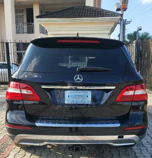 Mercedes-Benz M Class 2014 Black