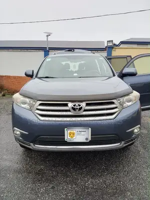 Toyota Highlander Limited 3.5l 4WD 2013 Blue