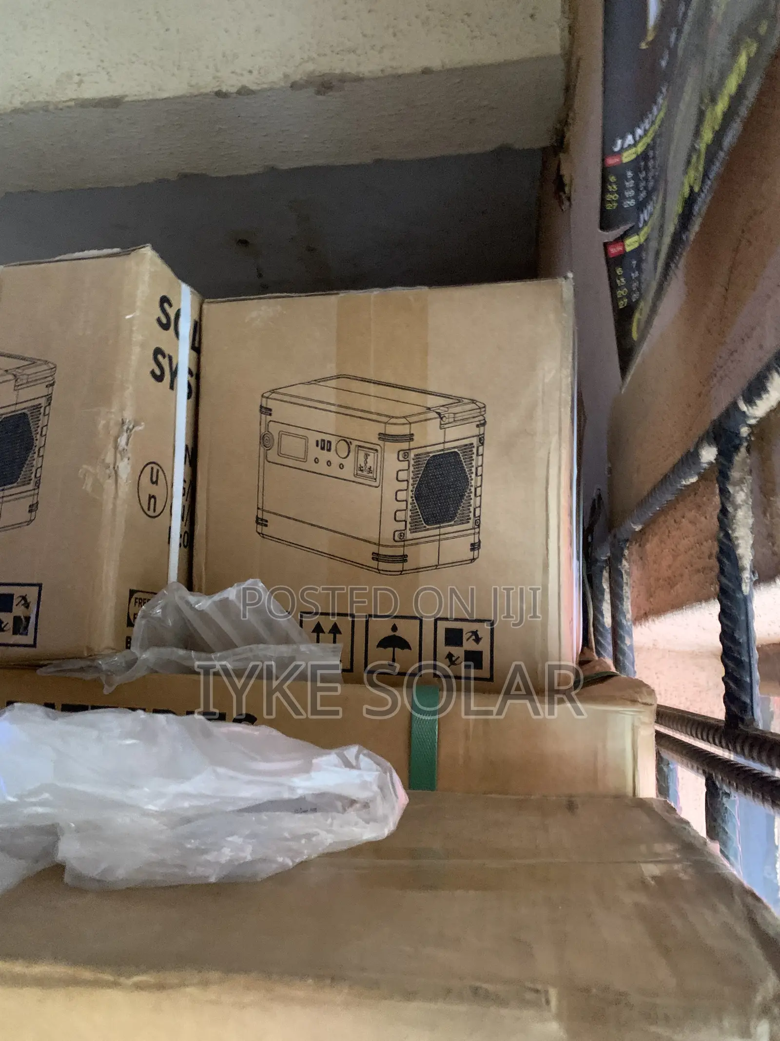 1kwh / 500watts Blue Carbon Solar Generator