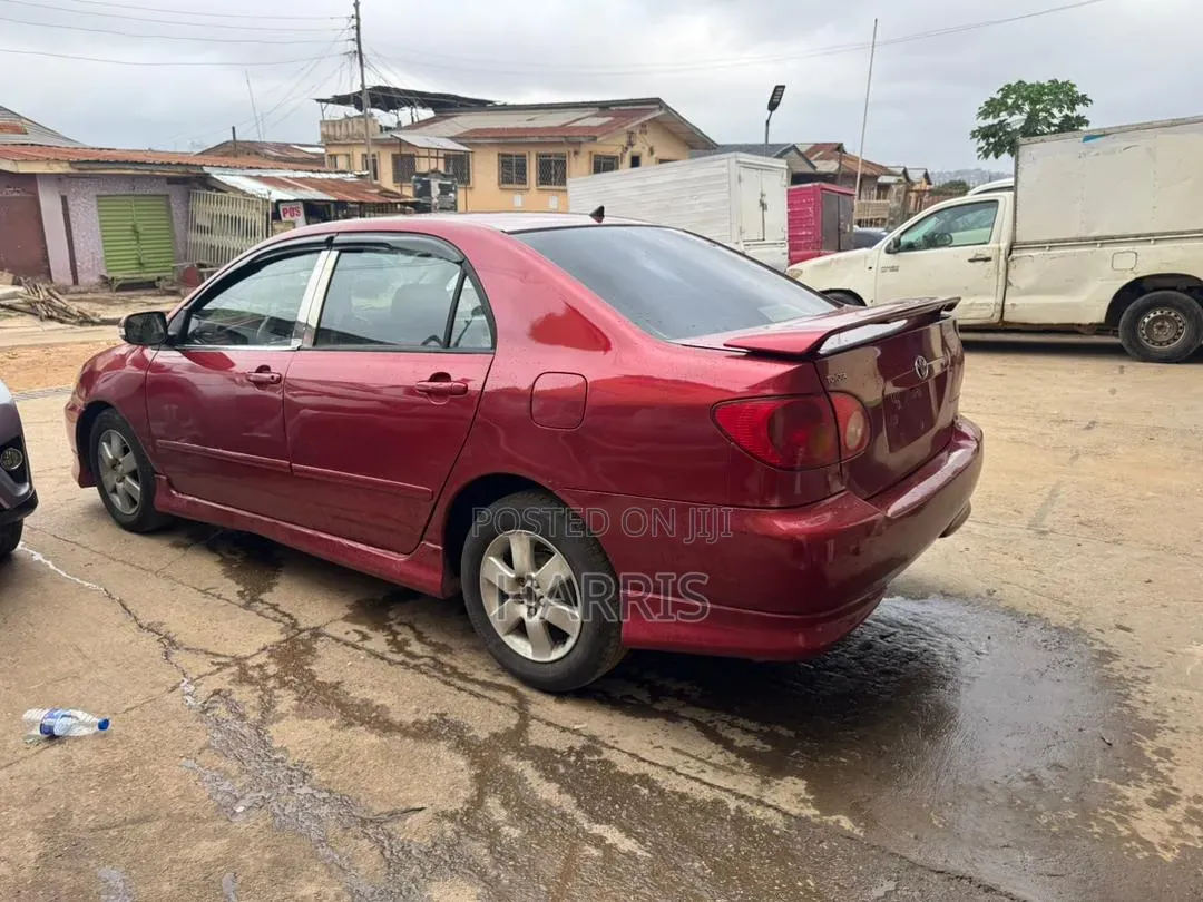 Toyota Corolla 2004 Red