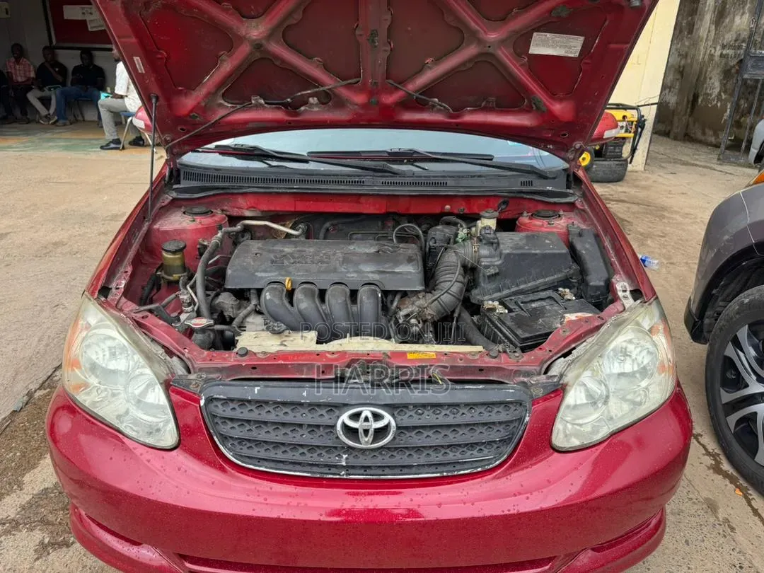 Toyota Corolla 2004 Red
