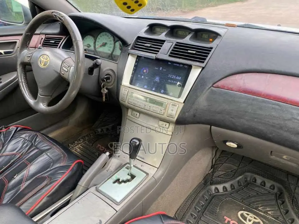 Toyota Solara 2009 Silver