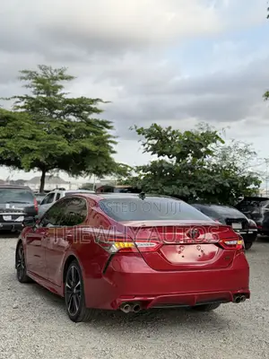 Toyota Camry XSE (2.5L 4cyl 8A) 2019 Red