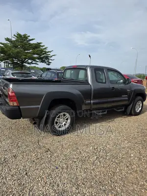 Toyota Tacoma 2015 Gray